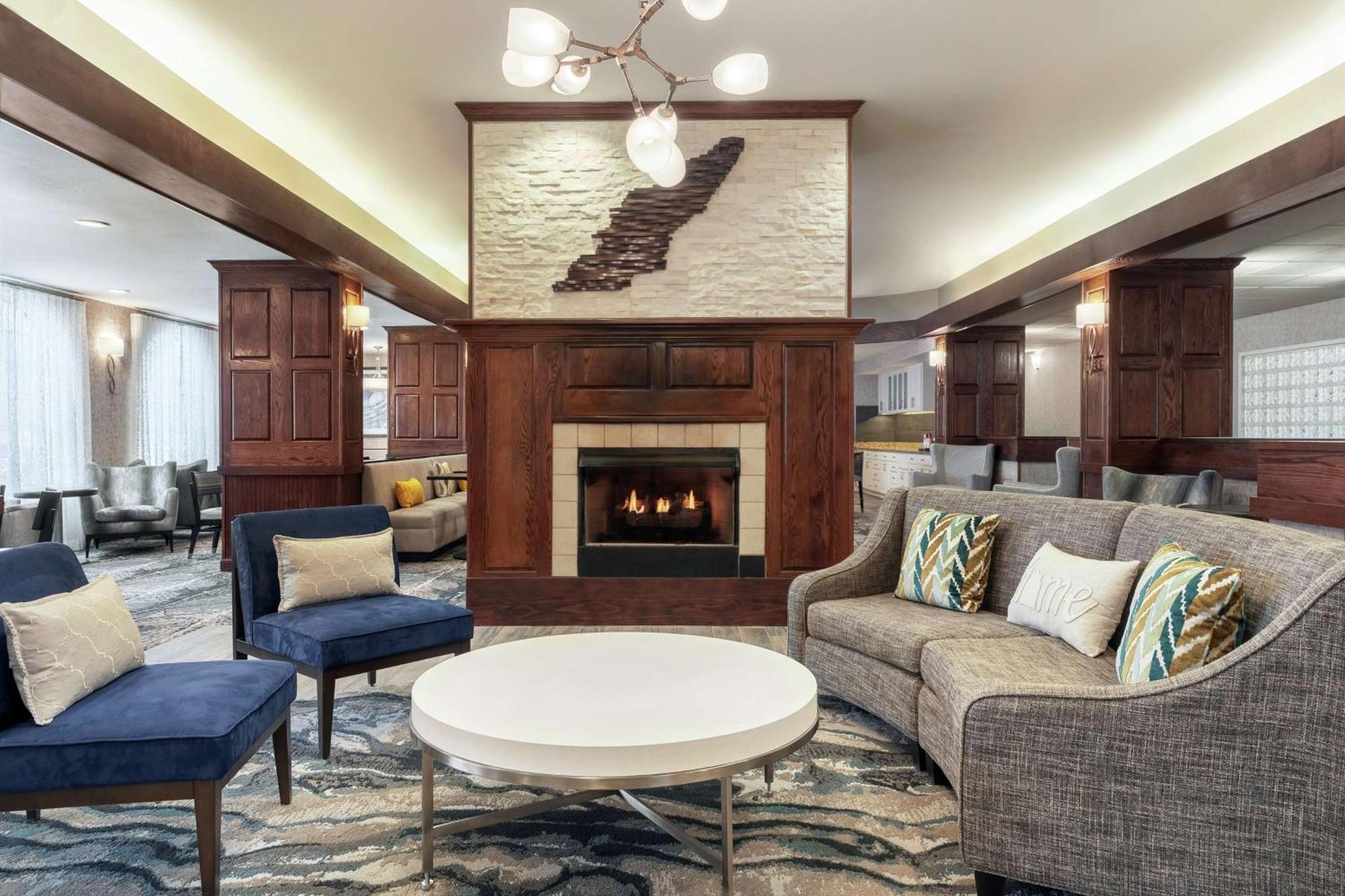 Homewood Suites By Hilton Erie Kearsarge Екстер'єр фото