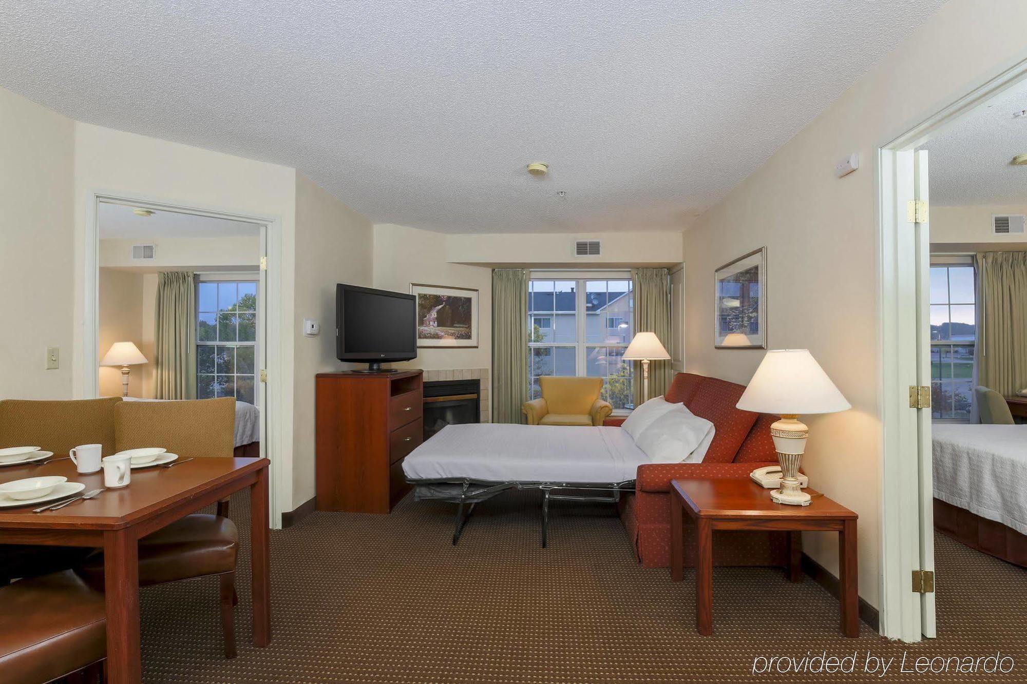 Homewood Suites By Hilton Erie Kearsarge Екстер'єр фото